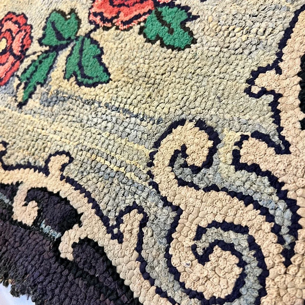 Vintage Hand Hooked Floral Rug | 40